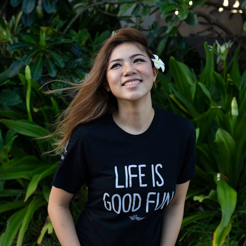 B.R.A.V.E. Hawai'i X PIDGINMOJI Collab - "Life is Good Fun" Dark T-Shirt