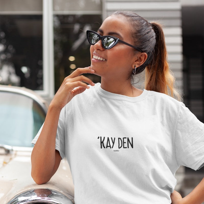 "‘KAY DEN" Women’s Pidginmoji Light Short Sleeve T-shirt